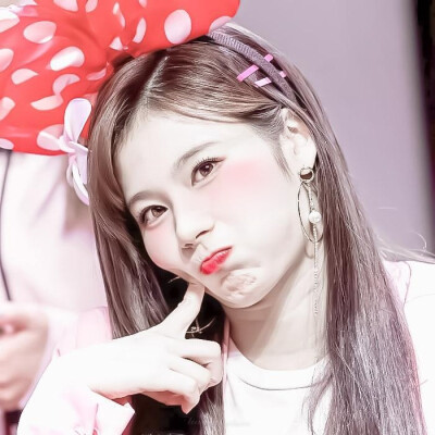 虽然我有时候笨笨的但是我会说love u
|·sana凑崎纱夏·|DooDoo_22