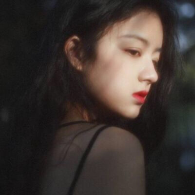 用了绝对爱上的女头！