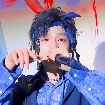 “小宝，公开三周年快乐”
//张泽禹 原截苏粟粟