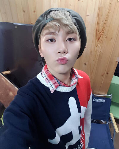 夫胜宽（SEUNGKWAN）
❣️ⓈⒺⓋⒺⓃⓉⒺⒺⓃ❣️