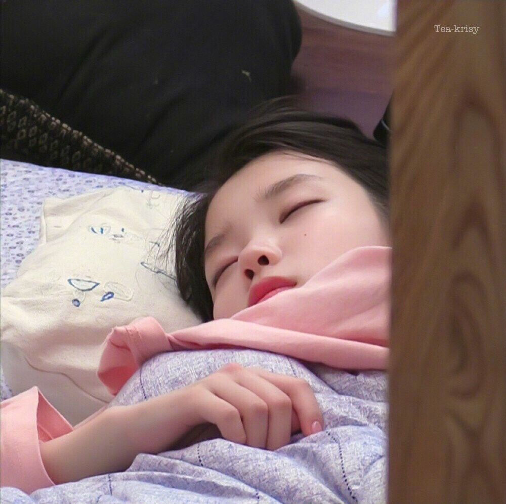 山海的另一边有一座小木屋