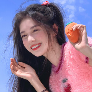 ᶜʳᵒˢˢᵗʰᵉ ˢᵗᵃʳˢ ᵒᵛᵉʳ ᵗʰᵉ ᵐᵒᵒⁿ ᵗᵒ ᵐᵉᵉᵗ ʸᵒᵘʳ ᵇᵉᵗᵗᵉʳ ˢᵉˡᶠ.
跨过星河迈过月亮去迎接更好的自己.  