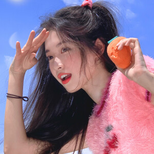 ᶜʳᵒˢˢᵗʰᵉ ˢᵗᵃʳˢ ᵒᵛᵉʳ ᵗʰᵉ ᵐᵒᵒⁿ ᵗᵒ ᵐᵉᵉᵗ ʸᵒᵘʳ ᵇᵉᵗᵗᵉʳ ˢᵉˡᶠ.
跨过星河迈过月亮去迎接更好的自己.  