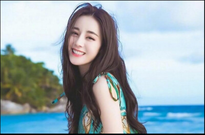 快来，看看我们可爱的热巴小朋友