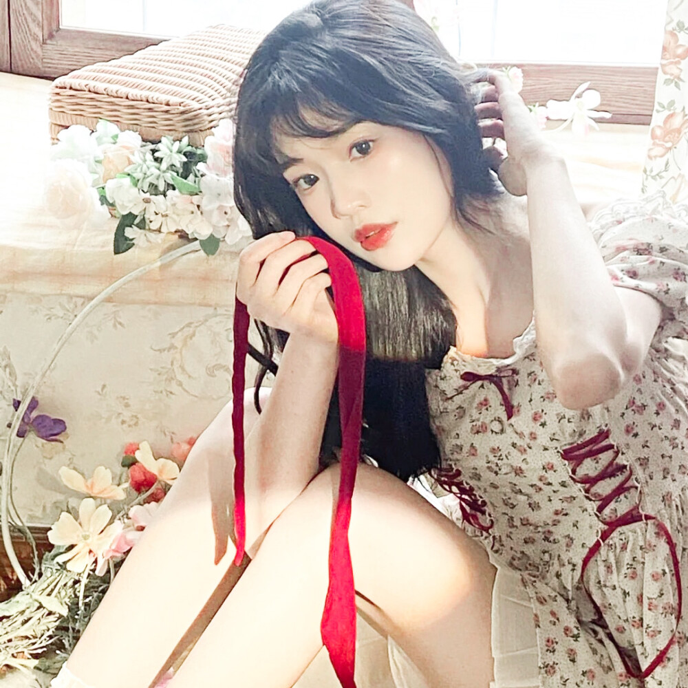 自截自调干净女头 二传注明唐乐吟