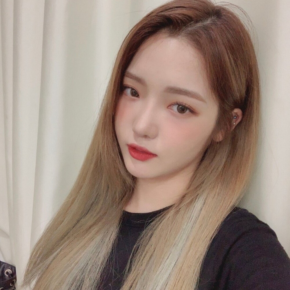 “时间会融化掉所有的尖锐。”
formis_9 卢知宣
