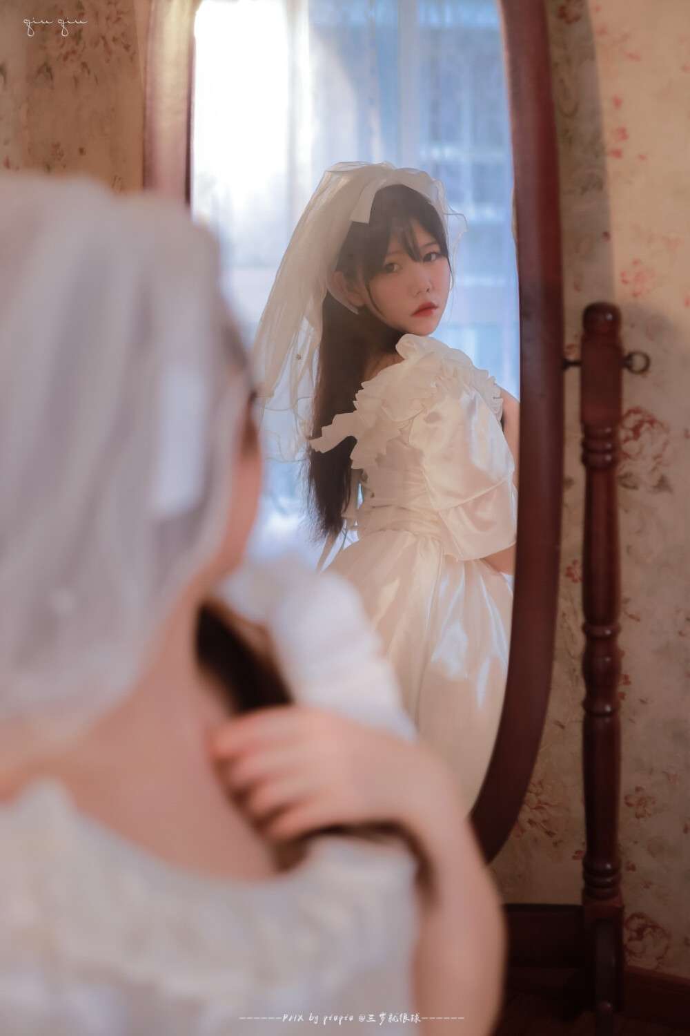  #婚纱写真 #法式复古
似乎拍了“婚纱照”，人生才完满了。
·
出镜:@汐尧_Courage
摄后:@三岁就很球
场地:@小安写真馆
#婚纱
#法式 #上海约拍 #复古婚纱 #复古婚纱写真 