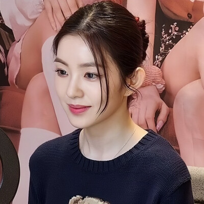 Seul Gi
Irene