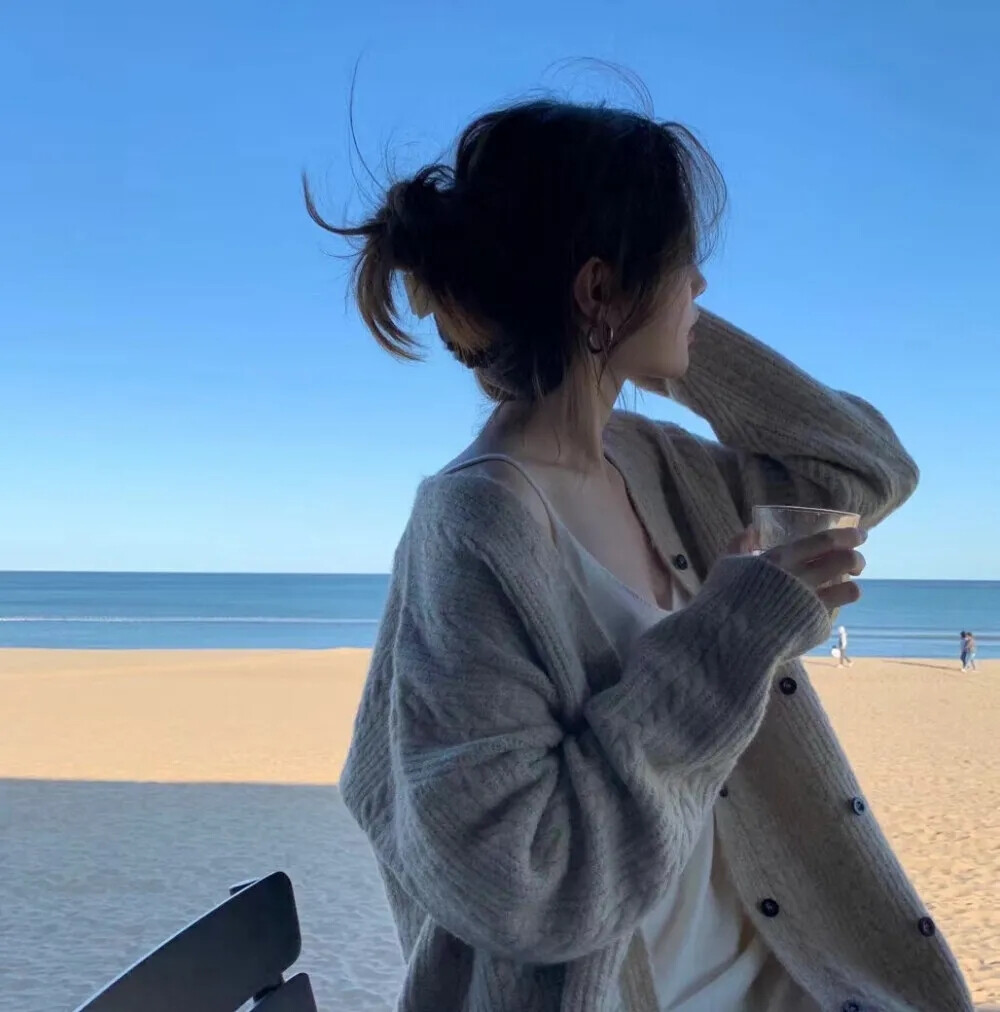 女生头像侧脸女头