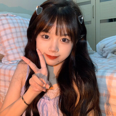 我整个爱住了～✨✨
拍照出片率贼高怎么拍都好看
温柔又有神 最近天天戴这副