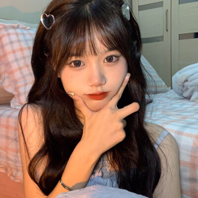 我整个爱住了～✨✨
拍照出片率贼高怎么拍都好看
温柔又有神 最近天天戴这副