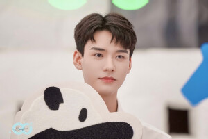 龚俊

©Breath·龚俊·1129