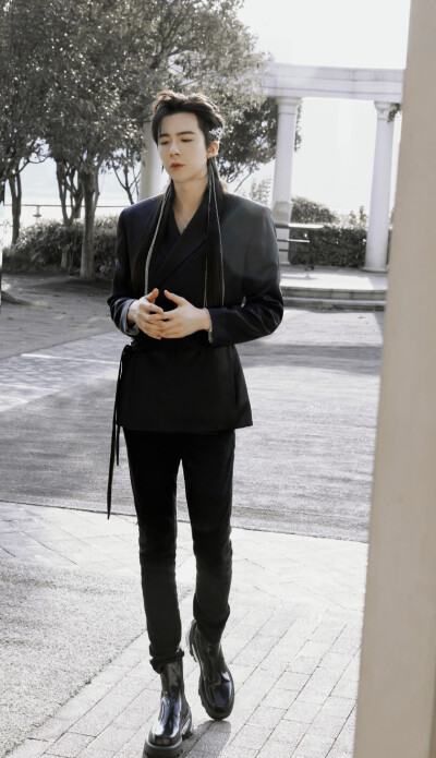 刘宇宁
帅到我了