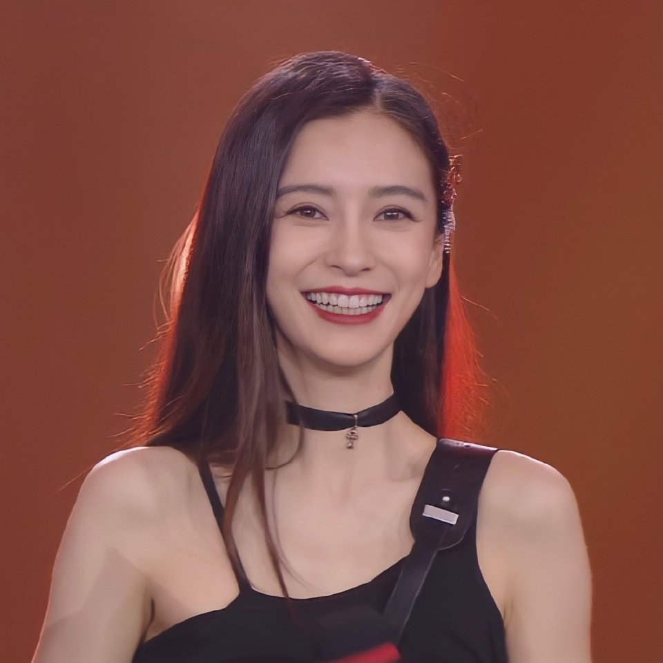 【侵权删】这里是Angelababy（杨颖）的美图啦~可甜可盐可飒你值得拥有哦！
我在豆蔻年华遇见你，想要陪你好多好多年。（图源很广，带水印，只是个人集baby美图）