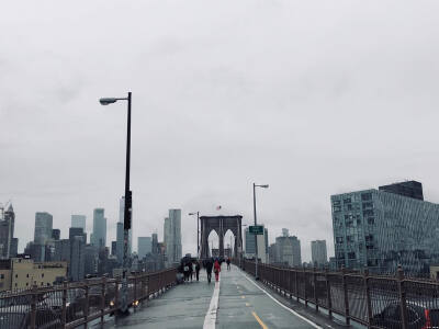 BROOKLYN BRIDGE
布鲁克林大桥