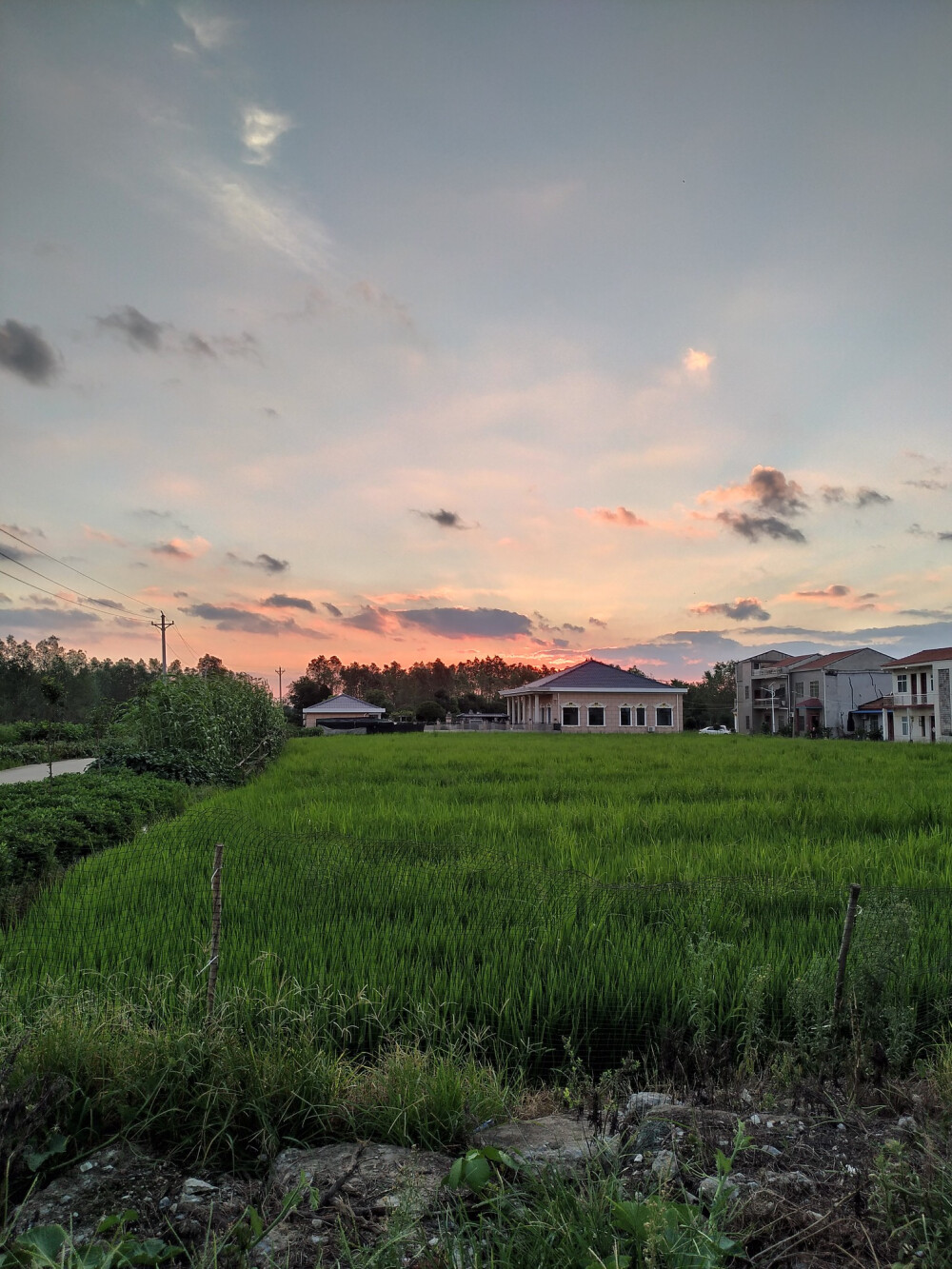 近夜间的景象