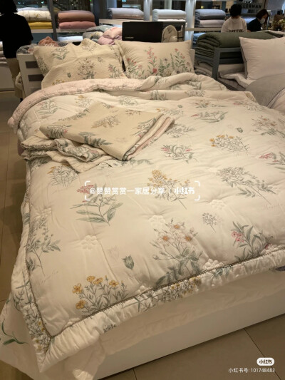 今日埋头遨游书海甘寂寞 明日昂首驰骋碧霄展宏图