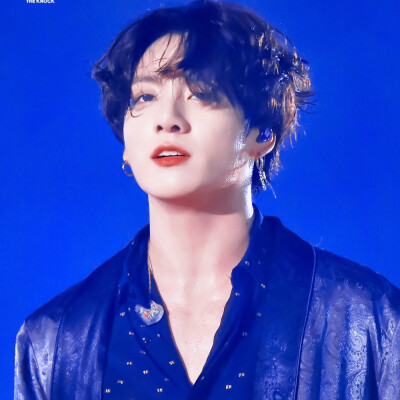 总有神明会带着星光成为你的救赎
Jungkook/田柾国
cr.logo
©闵雨汐