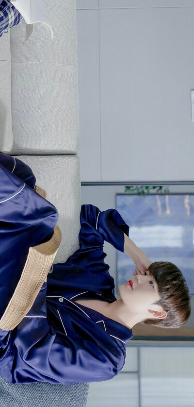 浴袍paly
狠狠地爱了
cr@甜筒结冰了