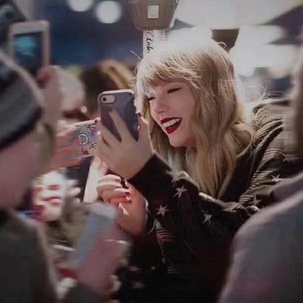 霉霉 泰勒·斯威夫特