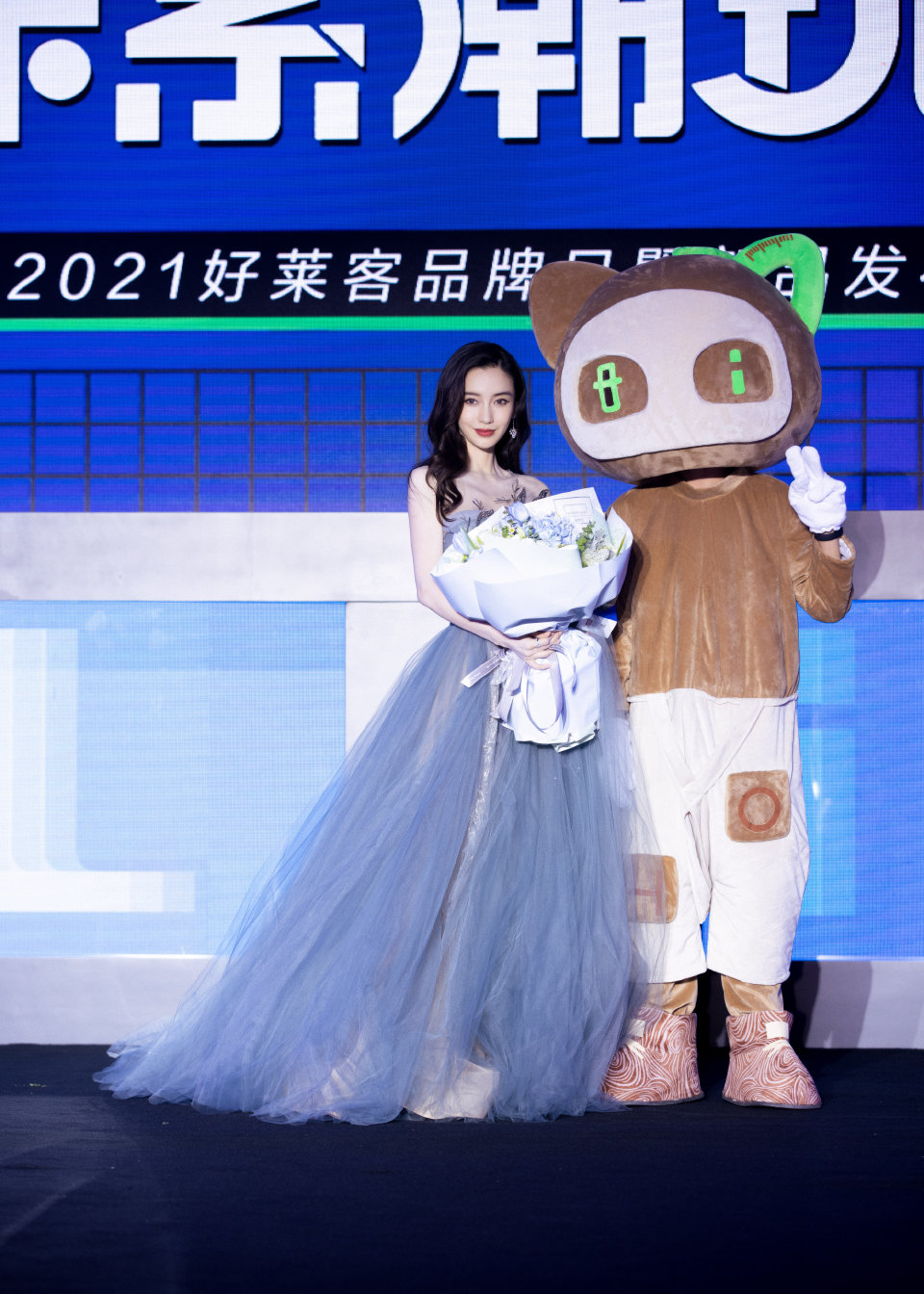 【侵权删】这里是Angelababy（杨颖）的美图啦~可甜可盐可飒你值得拥有哦！
我在豆蔻年华遇见你，想要陪你好多好多年。（图源很广，带水印，只是个人集baby美图）