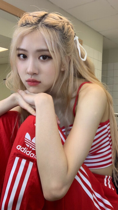 ROSÉ rosé rosie 朴彩英 罗捷女士 肉肉 dt主唱涵