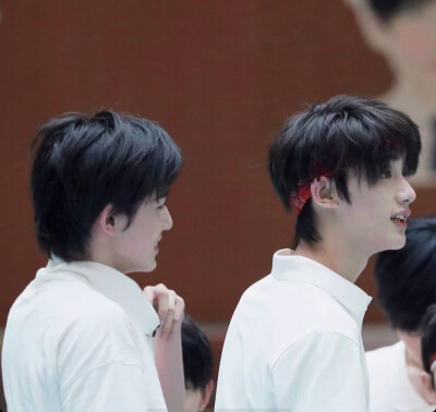 
^鑫轩 鑫照不轩的大小漂亮