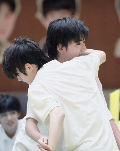 
^鑫轩 鑫照不轩的大小漂亮