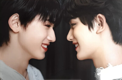 ^鑫轩 鑫照不轩的大小漂亮