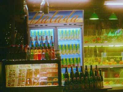 《我不记得名字是世界瞒着我最大的事情》
杂物 朋友圈背景图