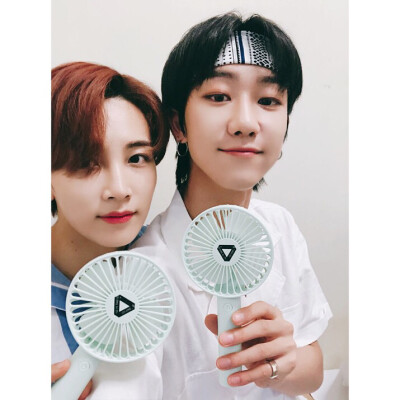 ❤︎净八·净浩❤︎
尹净汉（JEONGHAN）
徐明浩（THE8）
❣️ⓈⒺⓋⒺⓃⓉⒺⒺⓃ❣️