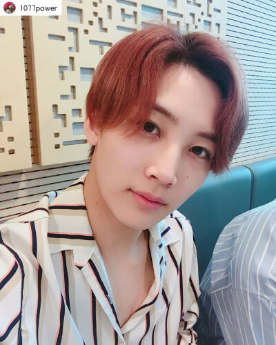 尹净汉（JEONGHAN）
❣️ⓈⒺⓋⒺⓃⓉⒺⒺⓃ❣️