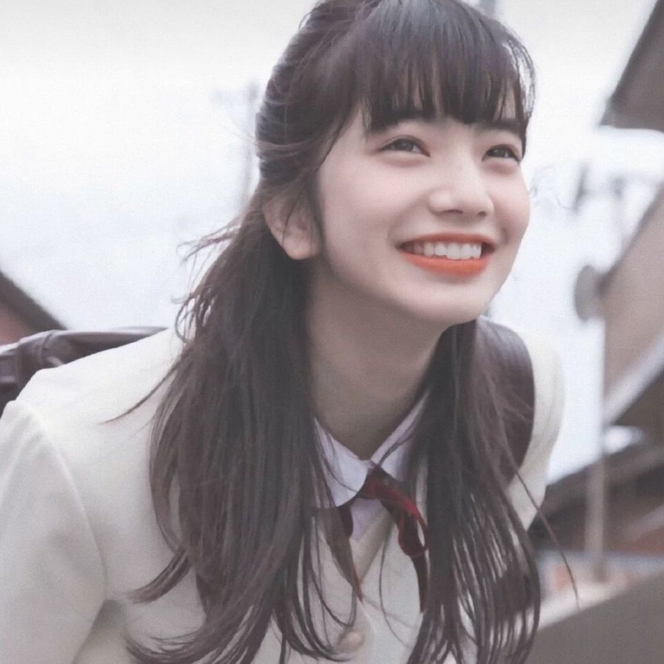 头像 女生 图源网络 侵权删