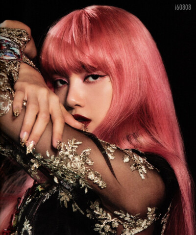 (｡･ω･｡)ﾉ♡
Lisa
BALCKPINK