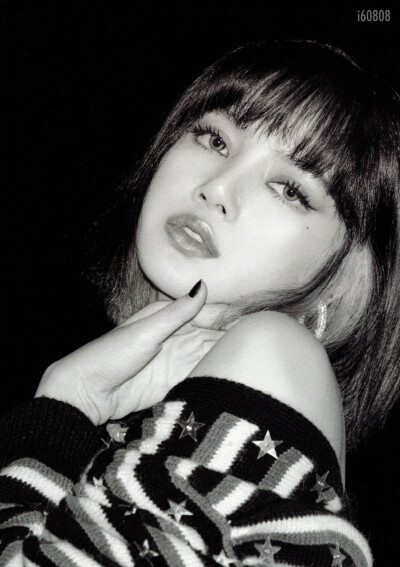 (｡･ω･｡)ﾉ♡
Lisa
BALCKPINK