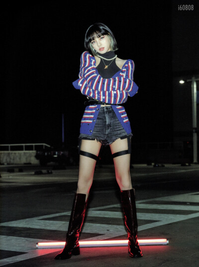 (｡･ω･｡)ﾉ♡
Lisa
BALCKPINK