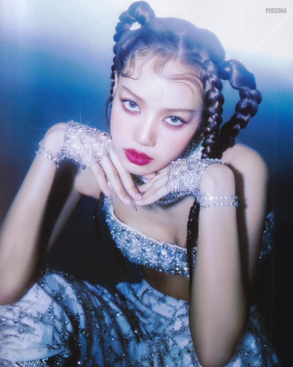 (｡･ω･｡)ﾉ♡
Lisa solo专辑
BALCKPINK