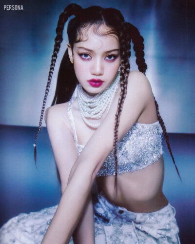 (｡･ω･｡)ﾉ♡
Lisa solo专辑
BALCKPINK