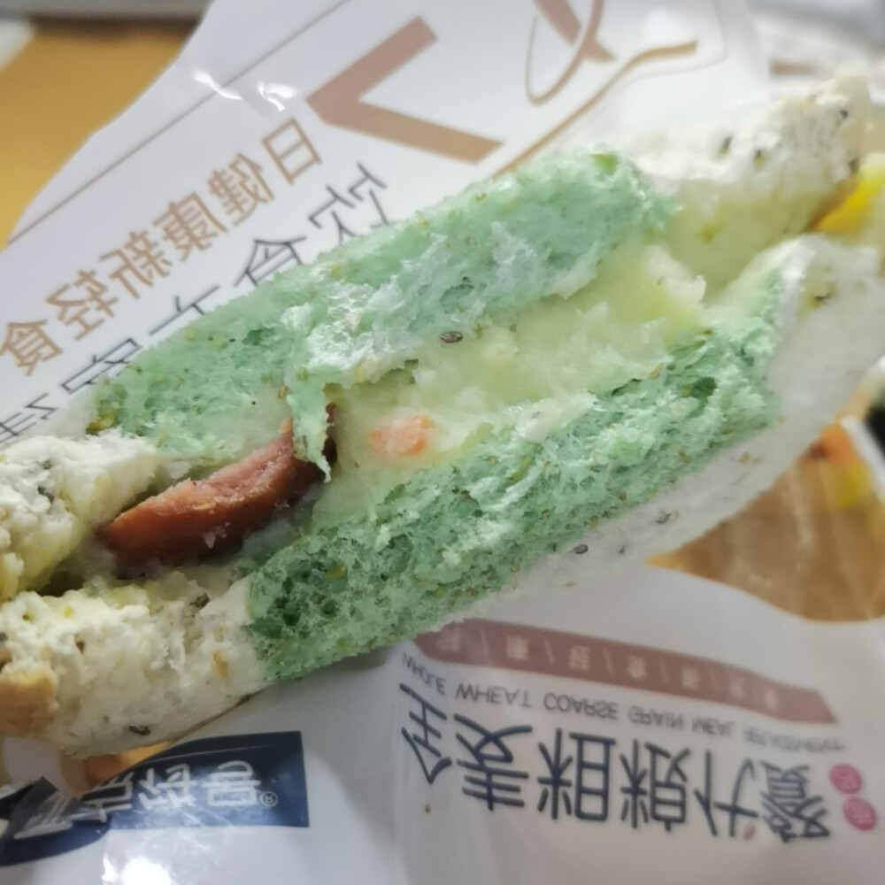 DIY三明治
食堂鸡排