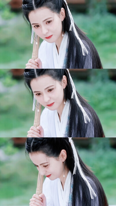 黄日莹 | 李阿梵
cr:森山梨守