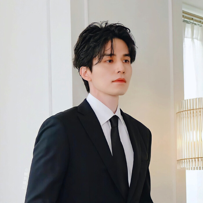 ZTYLEZ | #ZCeleb 「鬼怪CP」李棟旭@leedongwook_official 與孔