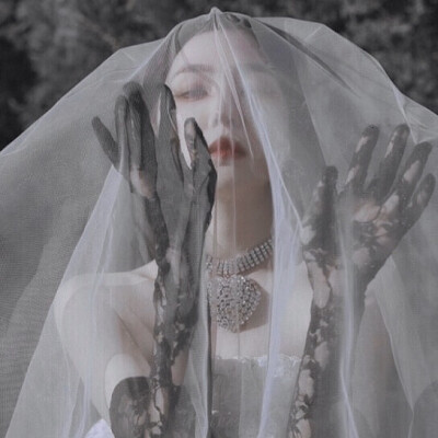 裴珠泫/沈舒桃
◎「別執迷不悟」
全員惡人