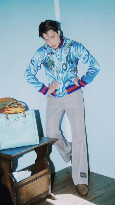 EXO 金钟仁 KAI
©xxxAtelier