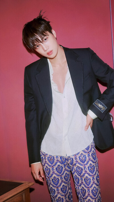 EXO 金钟仁 KAI
©xxxAtelier