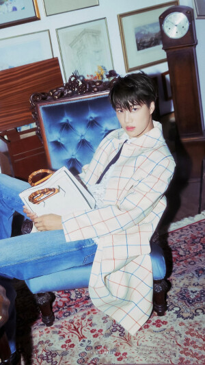 EXO  金钟仁  KAI

©xxxAtelier