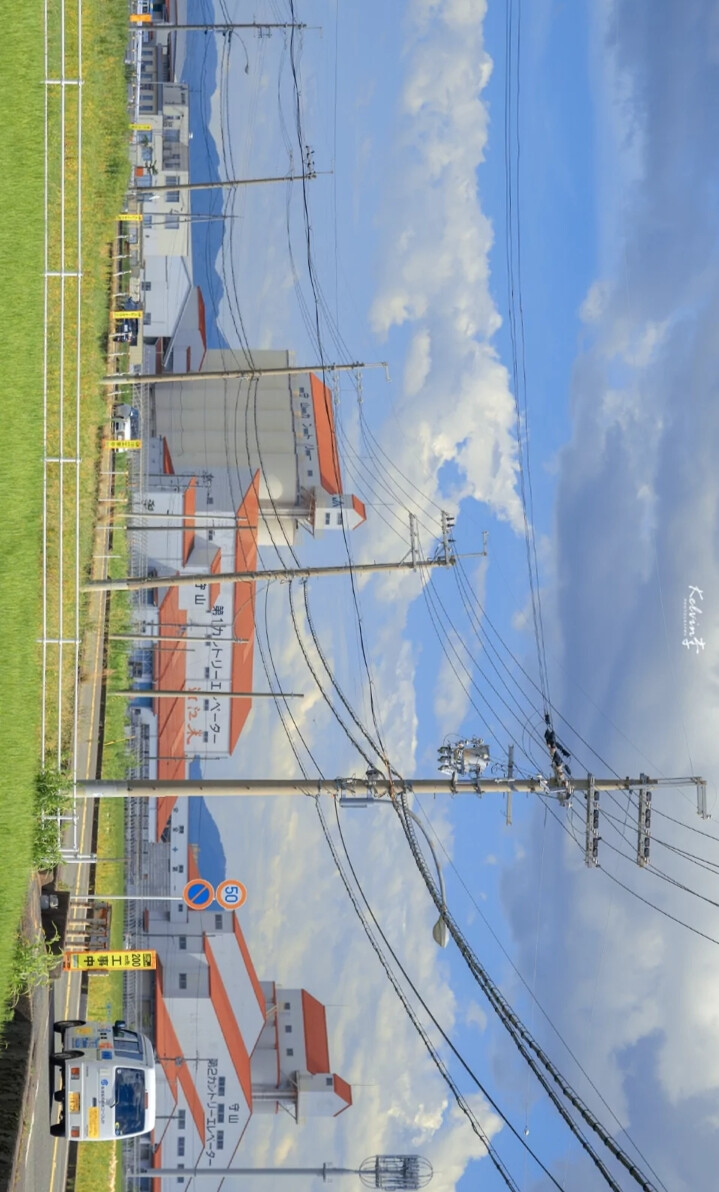 “日落尤是温柔.人间皆是浪漫.”