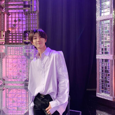 徐明浩（THE8）
❣️ⓈⒺⓋⒺⓃⓉⒺⒺⓃ❣️