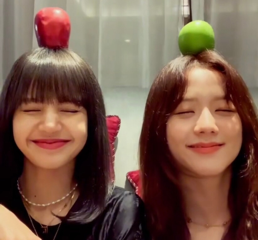 Lisa＆Jisoo