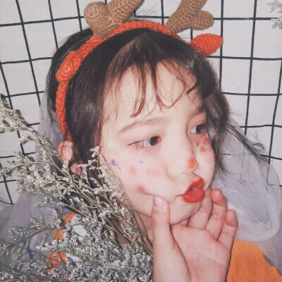 「生日九宫格拼图」
叮~我家迷人的小可爱
✦ 图源网络