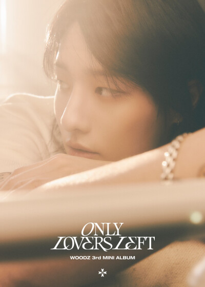 承衍更博：
3RD MINI ALBUM
ONLY LOVERS LEFT
CONCEPT PHOTO(1)
2021. 10. 05 6PM (KST)
#OLL# #ONLYLOVERSLEFT##WOODZ##曹承衍# ​​​